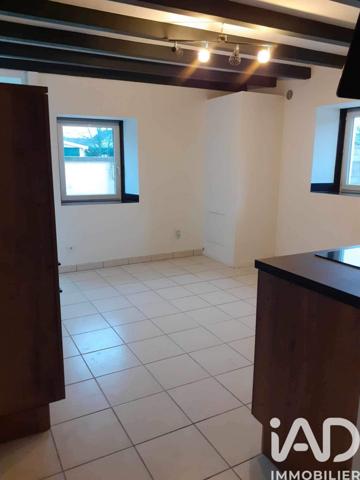 Immeuble à vendre 210 m² Lantenot