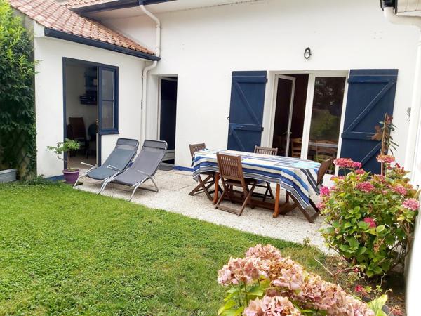 MAISON DE VILLE PROCHE DE TOUS COMMERCES ET GARE