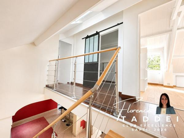 Maison familiale avec garage et jardin à Gif