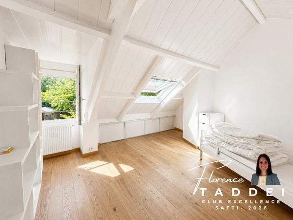 Maison familiale avec garage et jardin à Gif