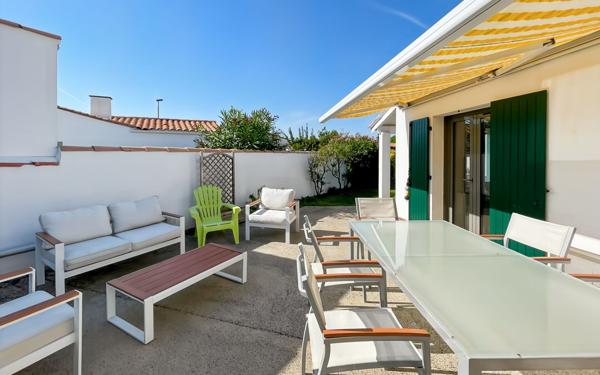 Maison à vendre    7 pièces •  Le Bois-Plage-en-Ré