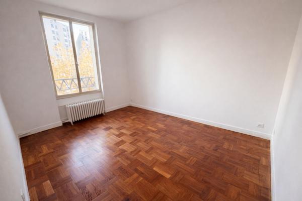 Appartement Issy Les Moulineaux 3 pièce(s) 66 m2 rénové