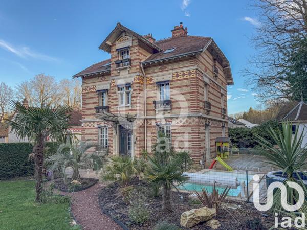 Maison à vendre 12 pièces 265 m² La Ferté-Gaucher