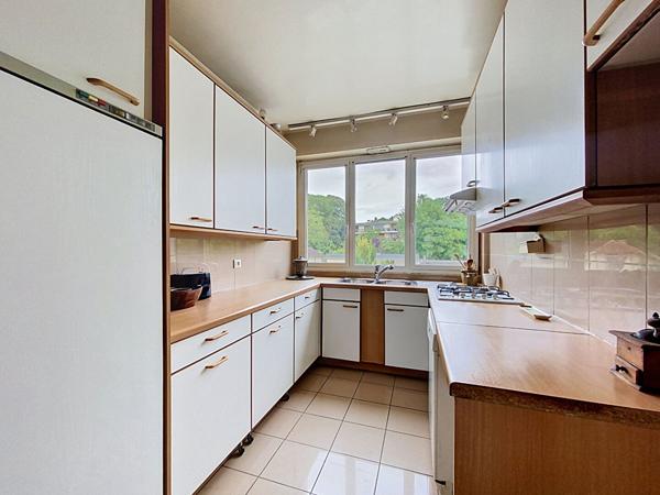 Appartement 5 pièces de 133 m² - Saint-Germain-en-Laye