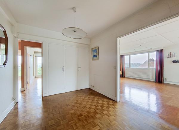 Appartement 5 pièces de 133 m² - Saint-Germain-en-Laye