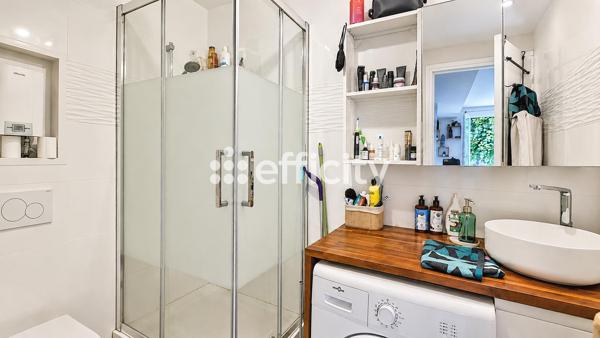 Appartement
         1 pièce
        - 36 m² 259 000 € *