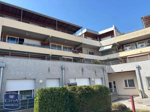 Appartement à louer 3 pièces 78.26m² Valdahon (25800)