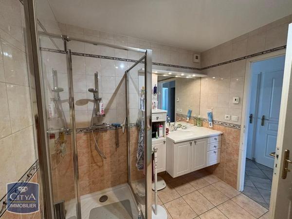 Appartement à louer 3 pièces 78.26m² Valdahon (25800)