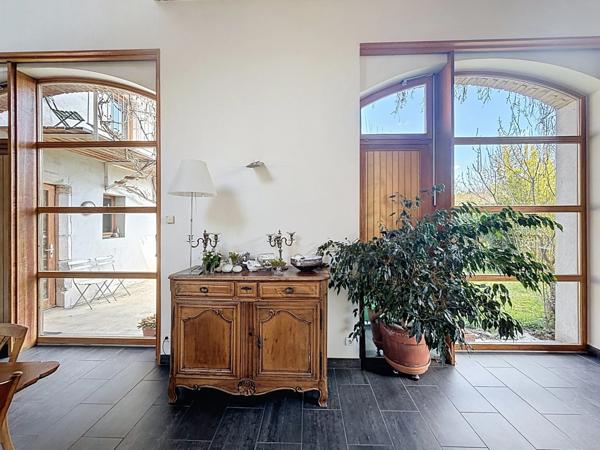 Propriété de caractère à vendre 9 pièces (74) - Annecy