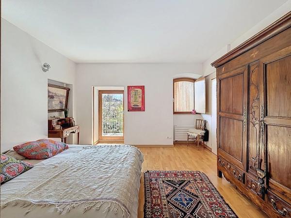 Propriété de caractère à vendre 9 pièces (74) - Annecy