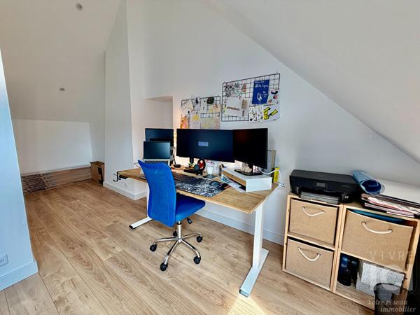 LONGERE - 4 CHAMBRES - 135M² - GARAGE