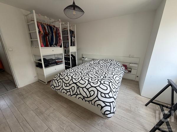 LONGERE - 4 CHAMBRES - 135M² - GARAGE