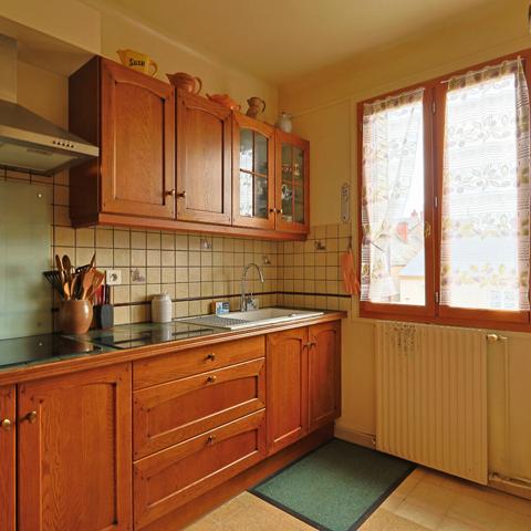 Maison Guérigny, 4 chambres, proche commerces, à 15 minutes de NEVERS et proche autoroute