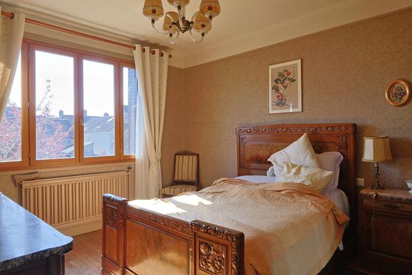 Maison Guérigny, 4 chambres, proche commerces, à 15 minutes de NEVERS et proche autoroute