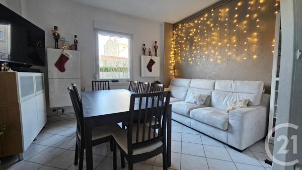 Appartement F5 à vendre  5 pièces - 65,76 m2 MOULINS LES METZ - 57