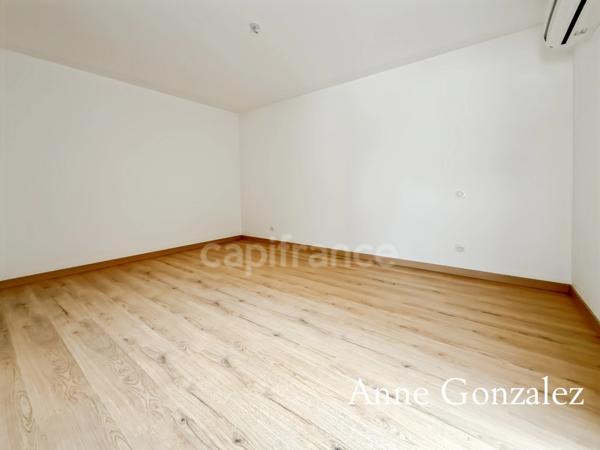 ORLEANS Centre quartier Madeleine rare à la vente appartement Penthouse T4 avec patio intérieur et terrasse de 28 m2 dans petite copropriété