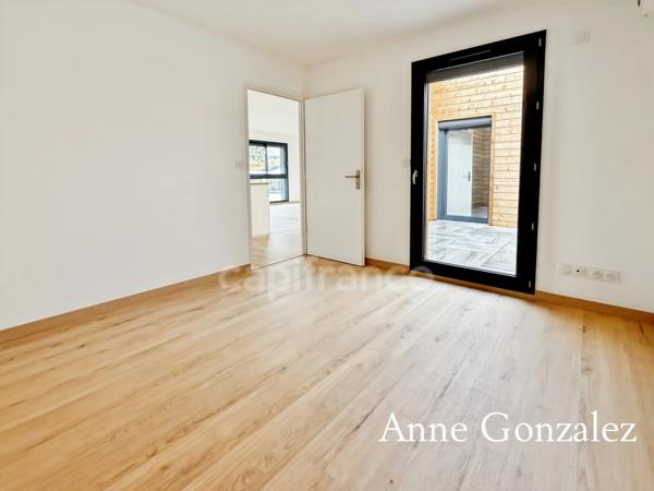ORLEANS Centre quartier Madeleine rare à la vente appartement Penthouse T4 avec patio intérieur et terrasse de 28 m2 dans petite copropriété