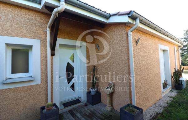 Rive-De-Gier villa 92 m2 et sous-sol complet sur 905 m2 terrain