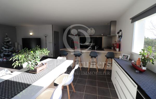 Rive-De-Gier villa 92 m2 et sous-sol complet sur 905 m2 terrain