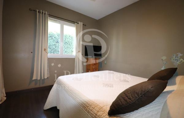 Rive-De-Gier villa 92 m2 et sous-sol complet sur 905 m2 terrain