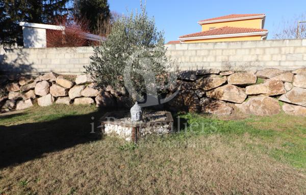 Rive-De-Gier villa 92 m2 et sous-sol complet sur 905 m2 terrain