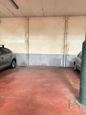 PLACES DE STATIONNEMENT