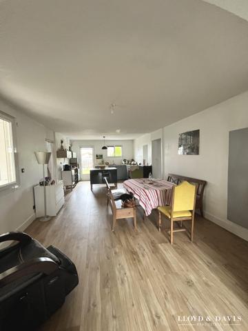 Pessac - Maison rénovée avec jardin et garage