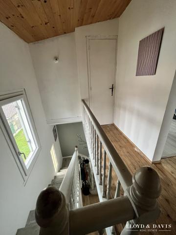 Pessac - Maison rénovée avec jardin et garage