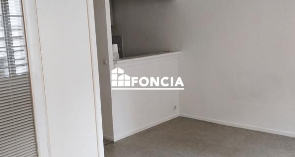 Location Studio 31 m² - Meaux 77100