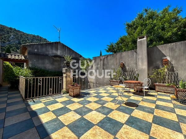 Maison d'exception à vendre à Robion - 10 pièces, 6 chambres