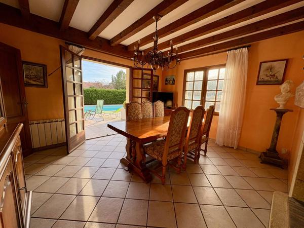 Jolie Maison traditionnelle 4 chambres + Bureau avec piscine à Biscarrosse Plage