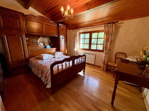 Jolie Maison traditionnelle 4 chambres + Bureau avec piscine à Biscarrosse Plage
