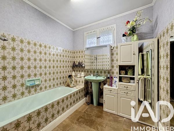 Immeuble à vendre 174 m² L'Isle-d'Espagnac