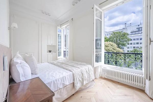 Avenue Marceau - Superbe 3 chambres rénové