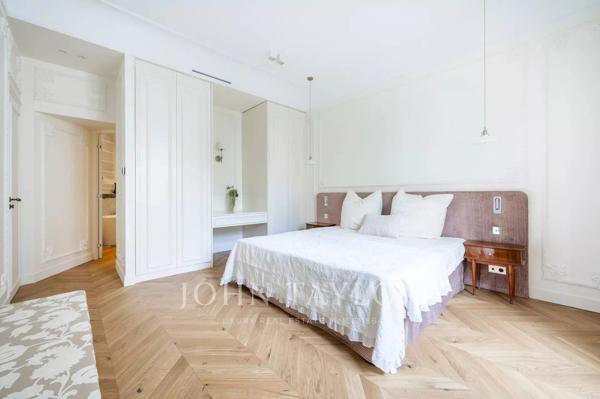 Avenue Marceau - Superbe 3 chambres rénové