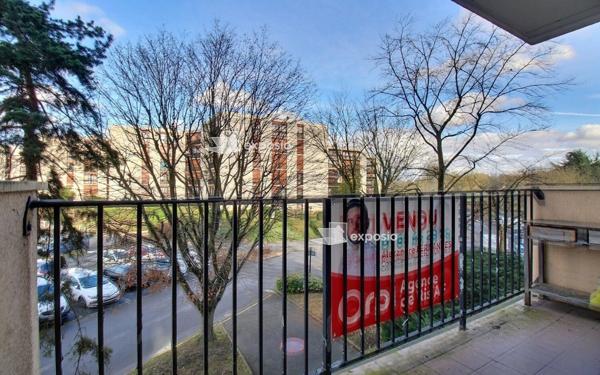 Appartement à vendre    4 pièces • 75,54 m2 Ris-Orangis