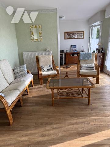 A VENDRE MAISON 5 PIECES avec sous-sol ST AVE CENTRE
