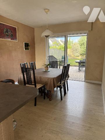 A VENDRE MAISON 5 PIECES avec sous-sol ST AVE CENTRE
