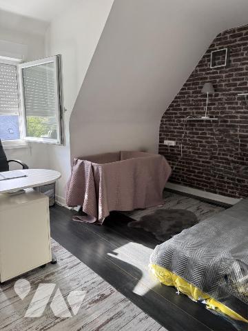 A VENDRE MAISON 5 PIECES avec sous-sol ST AVE CENTRE