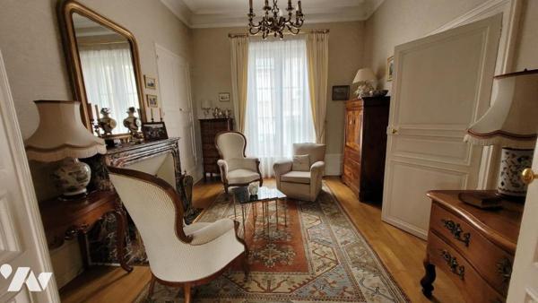 Maison de Maître en coeur de ville-réf/VDL 2052