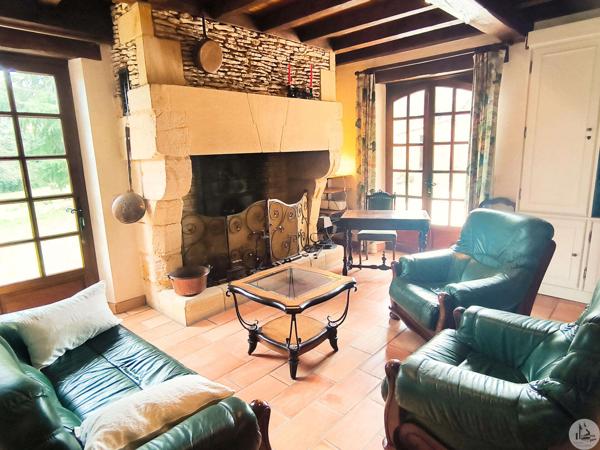 Maison traditionnelle en pierre proche Sarlat