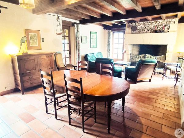 Maison traditionnelle en pierre proche Sarlat