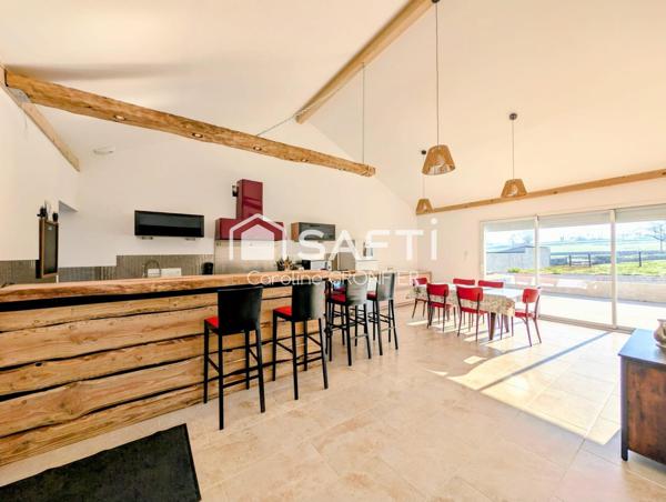 Maison rénovée avec petit étang - Génelard