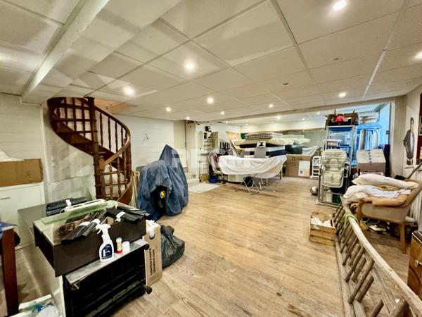 Mandelieu-la-Napoule (06210) SPACIEUSE VILLA AVEC PISCINE