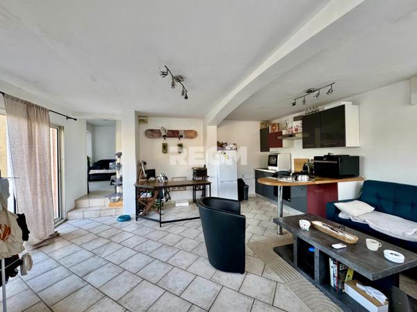 Mandelieu-la-Napoule (06210) SPACIEUSE VILLA AVEC PISCINE