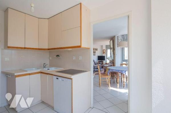 VENTE IMMO-INTERACTIF- ARCACHON (33120) 52, boulevard de la Plage "Résidence la Grand-Voile"-
...