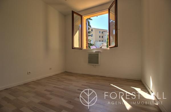 Céret (66400) Villa de plain-pied avec jardin et patio