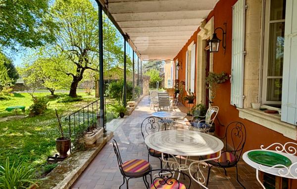 MAISON DE MAÎTRE- 250 m2- PISCINE- PARC