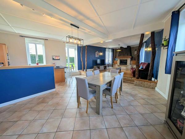 maison 170m2 et de deux gîtes meublés de 32 m² et 46 m² sur Les Attaques