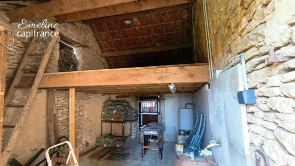 Maison en pierres avec jardin intime, fort potentiel d’agrandissement